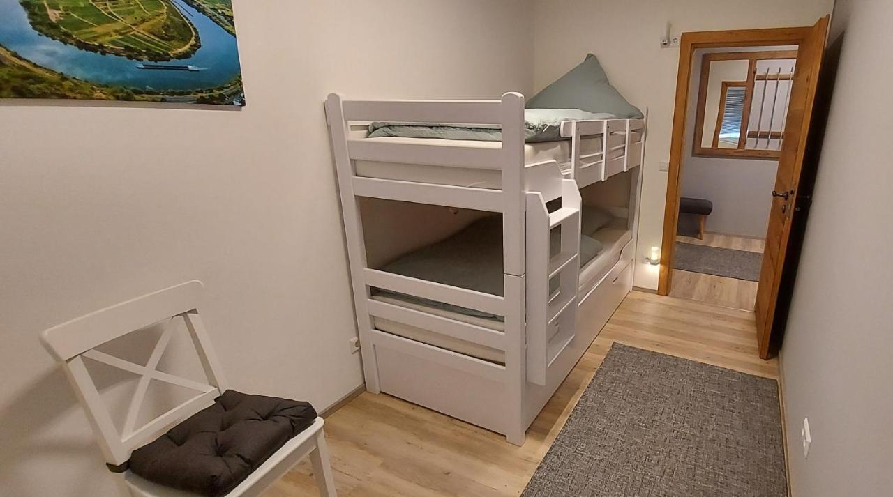 קלוטן Ferienwohnung Am Fluss מראה חיצוני תמונה